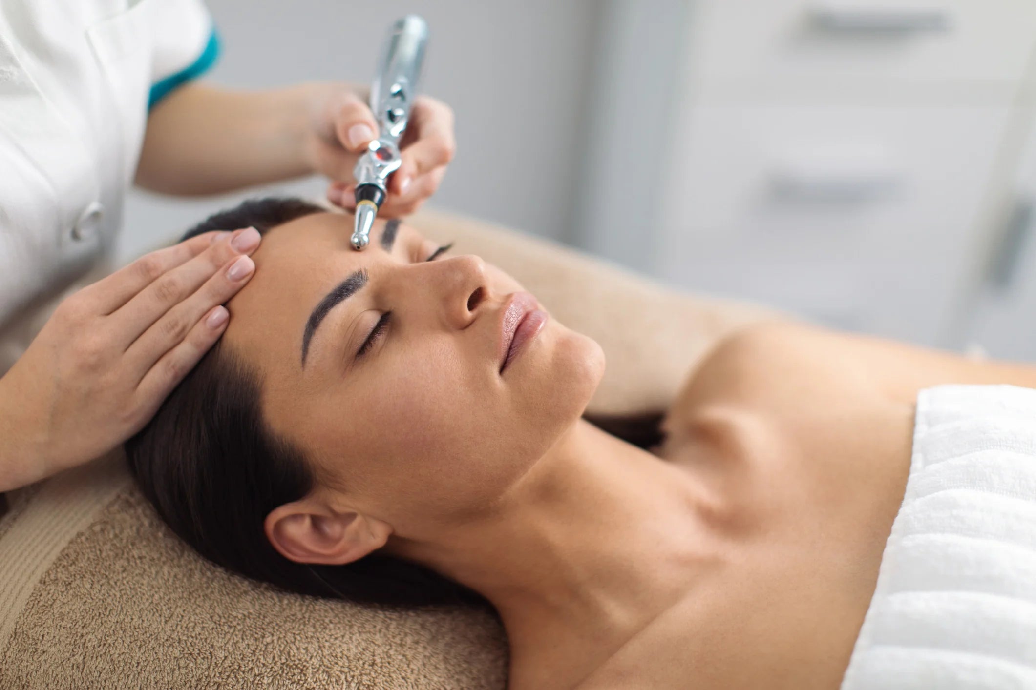 Botox Treatments in Bangkok for Facial Rejuvenation - Healthi-Life Longevity Center