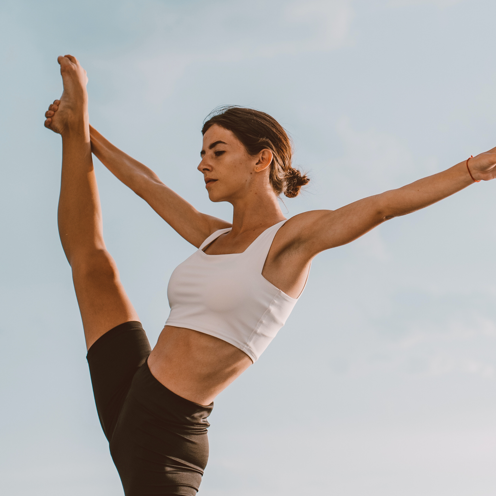 IV Therapy at Healthi-Life Bangkok – Energy, detox, and hydration in one powerful IV session.