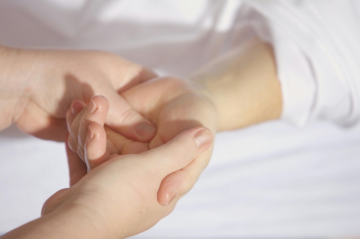 Full Health Check‑Up with Personalized IV Drip – Bangkok - Healthi - Life Longevity Center