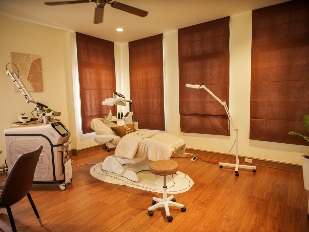 จองการบำบัดทางหลอดเลือดดำของคุณ - Healthi - Life Longevity Center